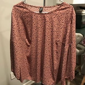 Shein 2XL top bell/flowy sleeve